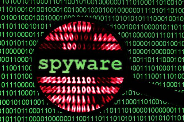 threats and protection spyware 600x400 - Online Security - Threats and Protection