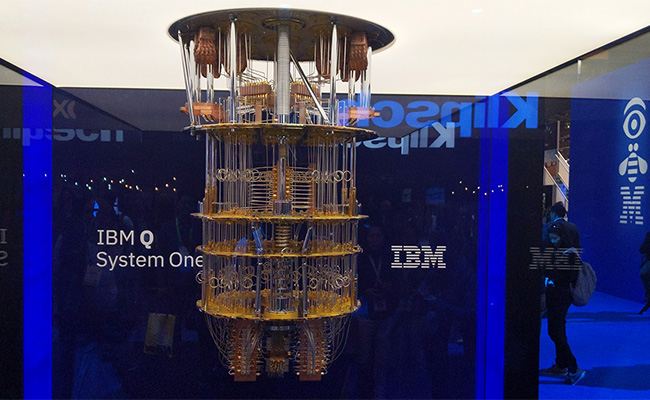 ibm quantum computer ces 2019 - IBM Consumer-Grade Quantum Computer Leaves Its Lab Cradle