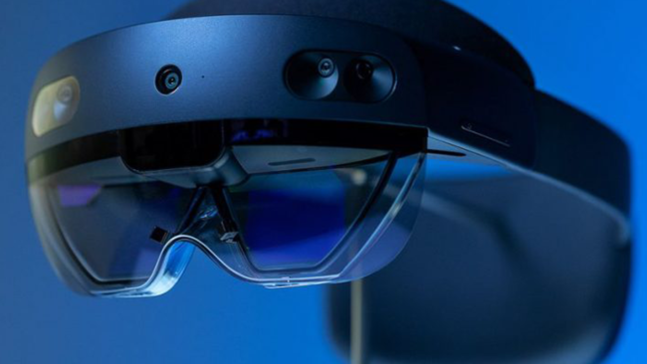 microsoft s hololens 2 the toy you can t buy igotoffer