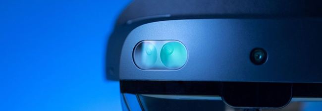 Microsoft HoloLens 2 has 8 megapixel front camera for video conferencing - Microsoft’s HoloLens 2: The Toy You Can’t Buy