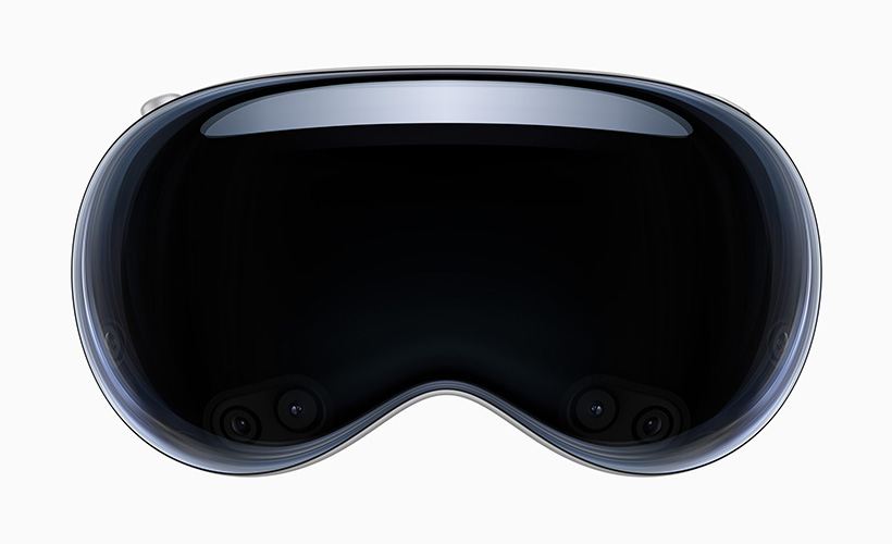 The Vision Pro VR Headset, a Revolutionary Spatial Computer