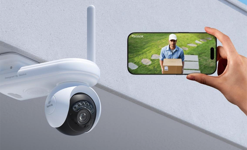 Connected Home: Gadgets That Make Life with Children Easier connected home gadgets that make life with children easier security camera - Connected Home: Gadgets That Make Life with Children Easier